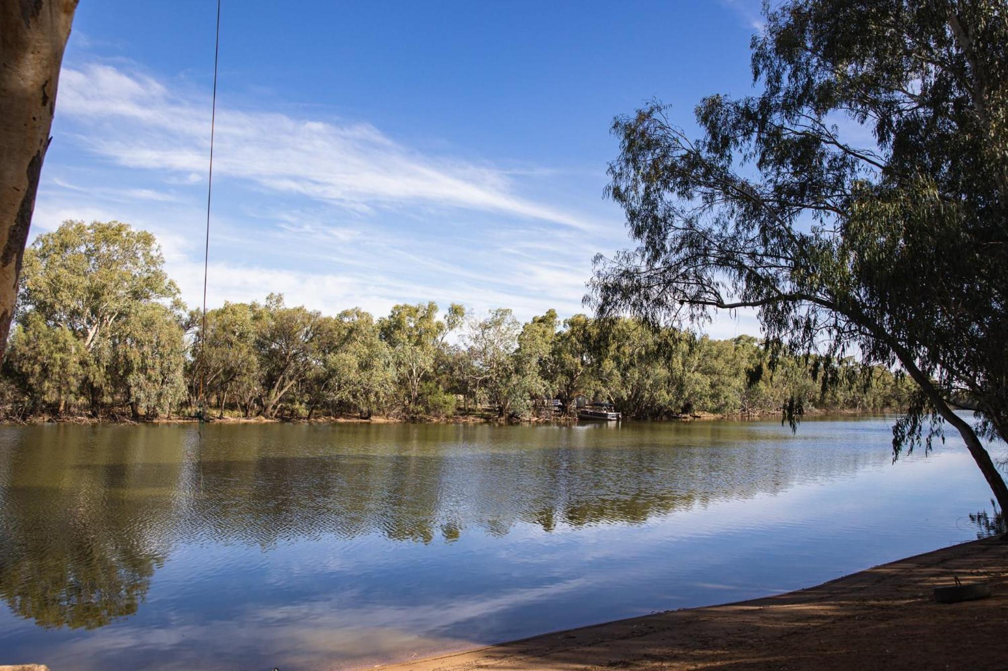 Hotel Nyngan Riverside Tourist Park Esterno foto